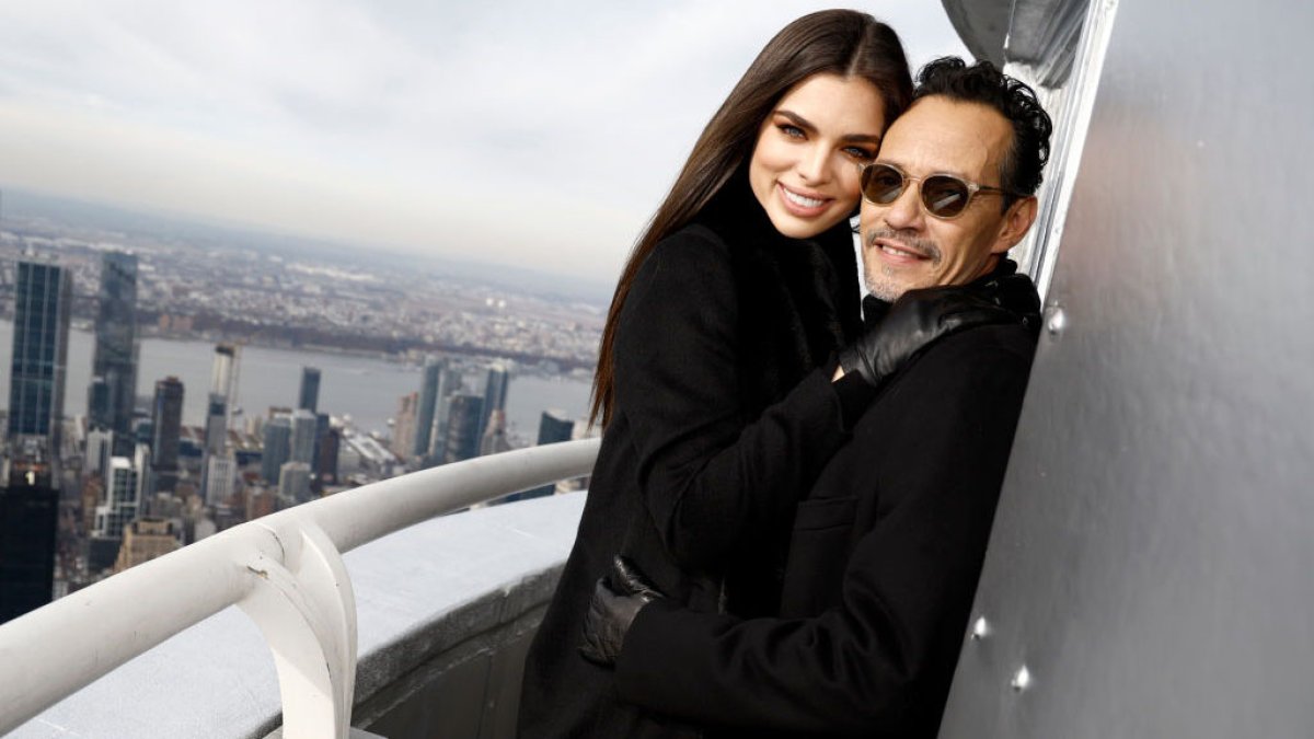Marc Anthony and wife Nadia Ferreira welcome initial little one alongside one another just in time for Father’s Day