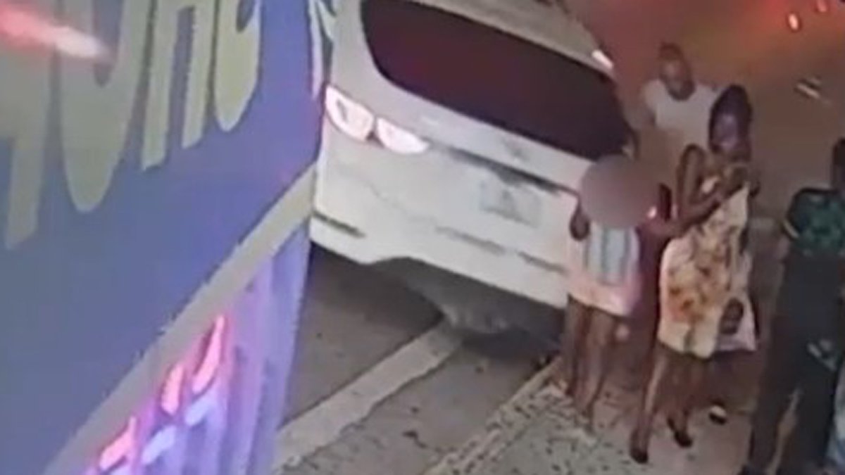 Dramatic Video Shows Unoccupied SUV Slamming Into Woman and Kids in ...