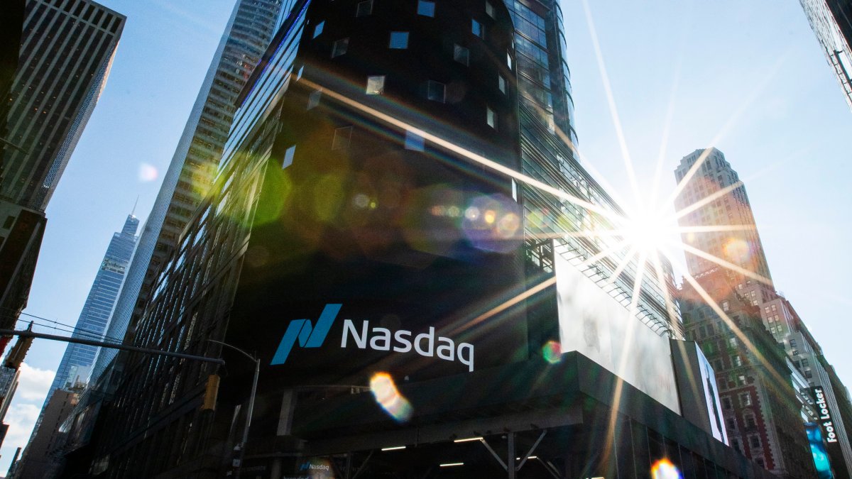 Chinese IPOs Are Coming Back to the U.S. - Vimarsana News