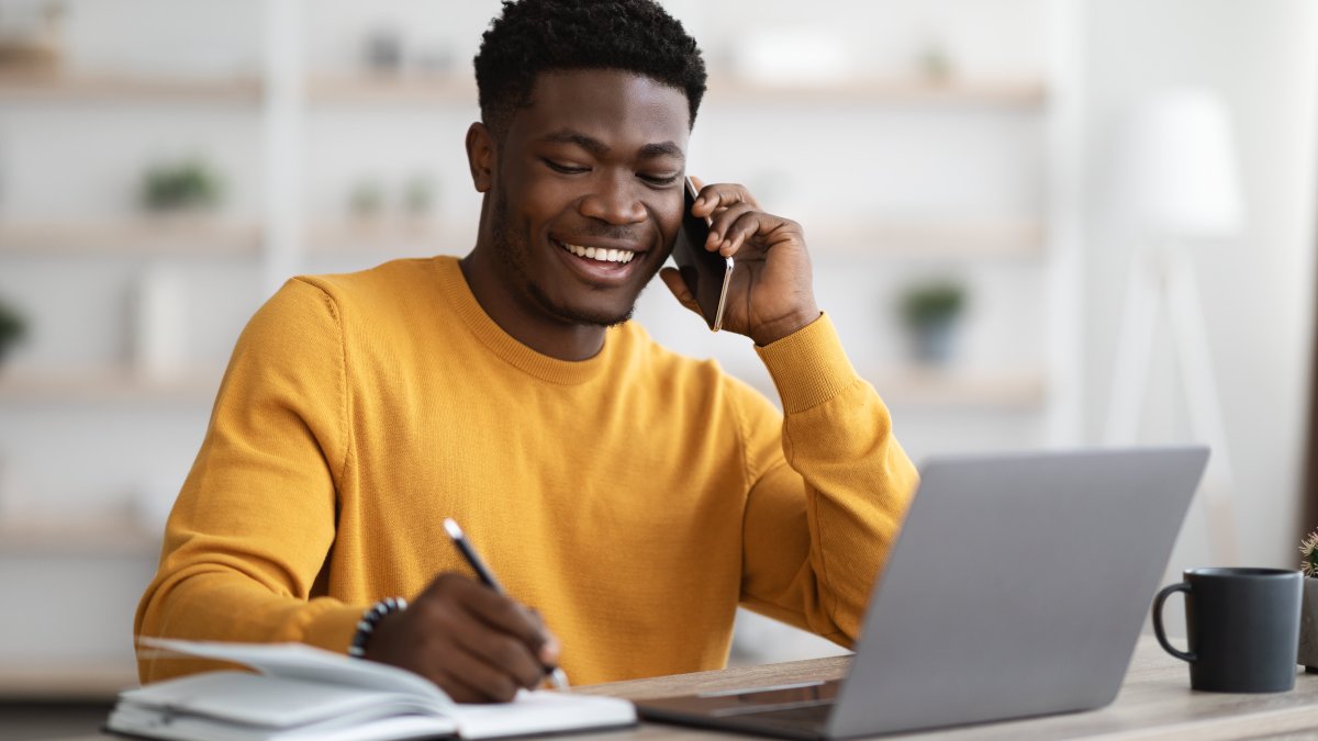 Is Remote Work Gaining Ground Again? 'It's All a Work in Progress,' Says Jobs Expert – NBC 6 South Florida - Vimarsana News