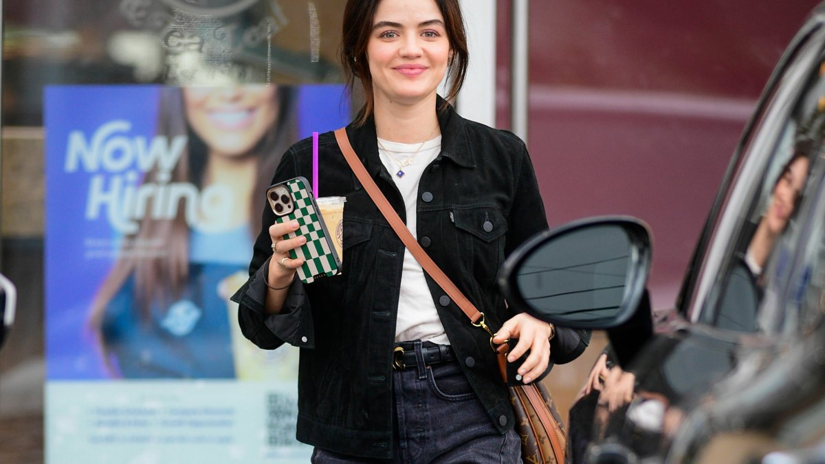 Lucy Hale Marks One particular Yr of Sobriety With Information of ‘Self-Love’