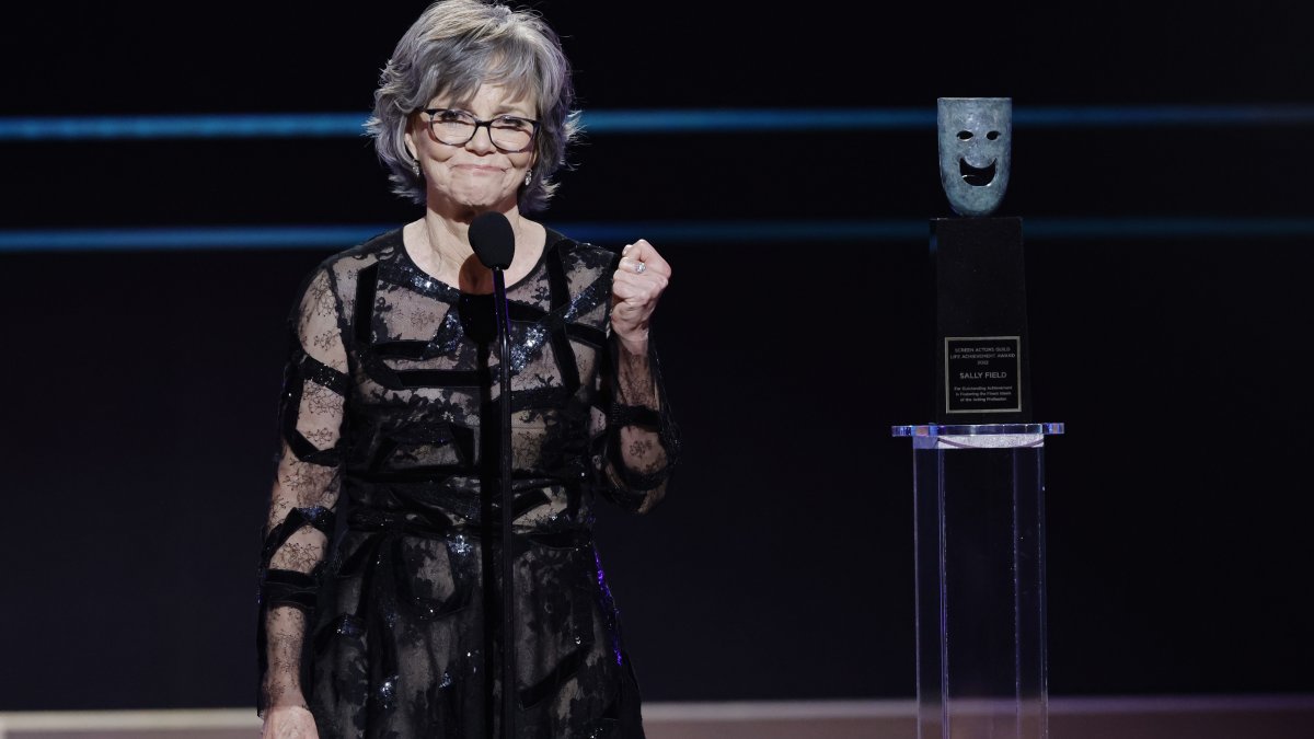 Sally Industry Reminds Every single College Why They Want a Drama Department at 2023 SAG Awards