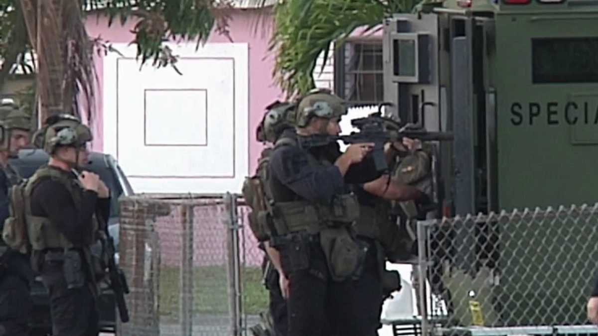 Barricaded Man Taken Into Custody After SRT Situation in Miami Lakes ...