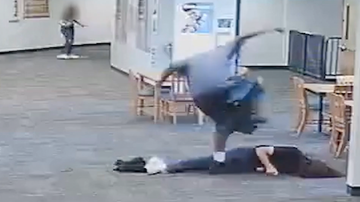 Wild Video Shows Student Beating Teachers Aide at High School in Flagler County pic pic
