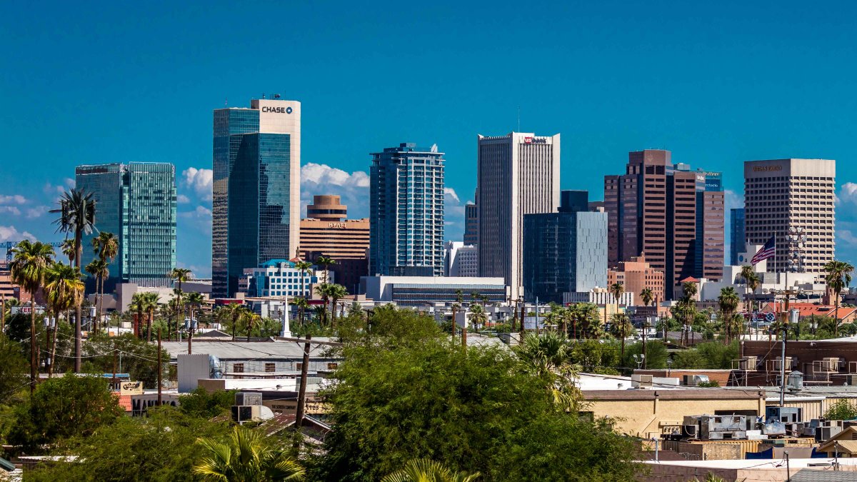 Protester Climbs Former Chase Tower in Phoenix, Taken Into Custody – NBC 6 South Florida - Vimarsana News
