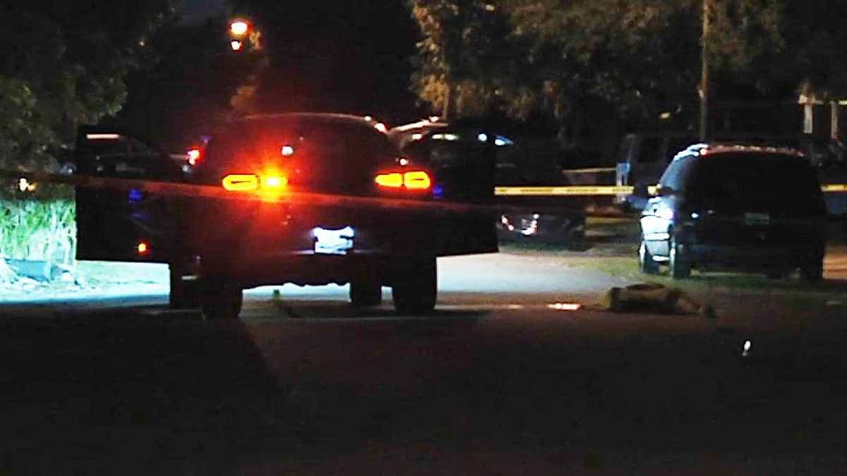 Man Killed in Shooting Outside Northwest Miami-Dade Home: Police – NBC ...