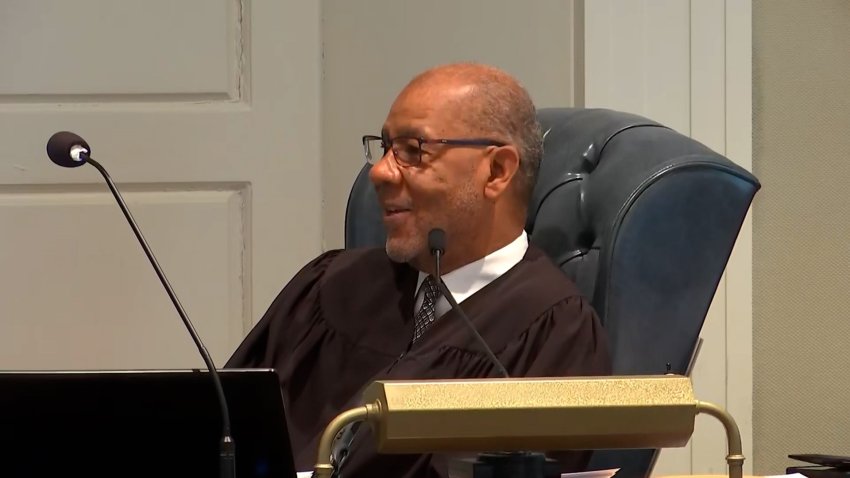 Juror Dismissed From Murdaugh Trial, Makes Sure to Get Her Eggs Before Dismissal