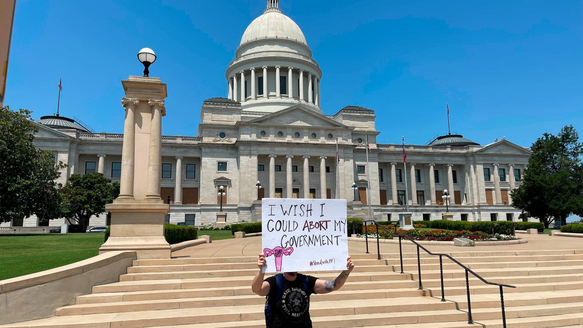 Arkansas to Build Pro-Life Monument on Capitol Grounds – NBC 6 South Florida - Vimarsana News