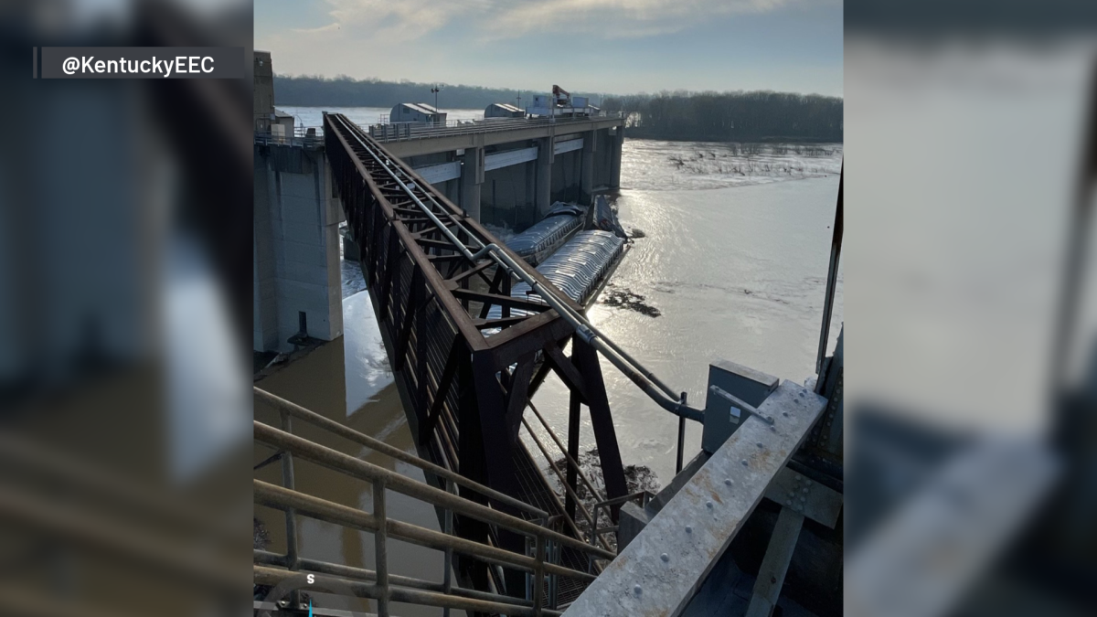10 Barges Break Free From Tug Boat on the Ohio River Near Louisville, Kentucky – NBC 6 South Florida - Vimarsana News