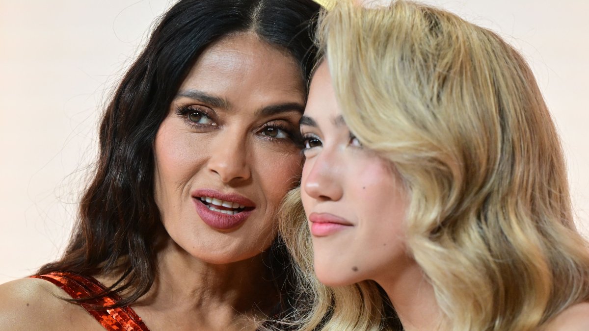 Salma Hayek and Daughter Valentina Are the Ideal Match in Coordinating Oscars 2023 Purple Carpet Seems