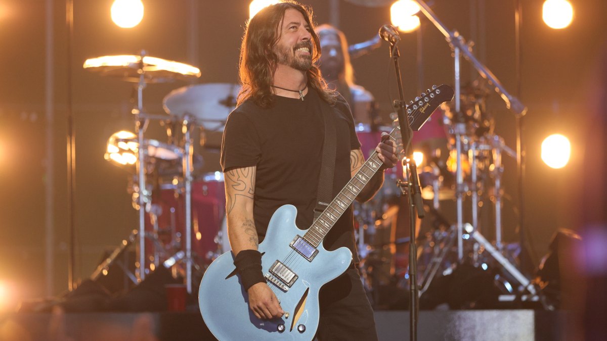 ‘There Goes My Hero.’ Dave Grohl Hauls Significant BBQ Smoker to LA Shelter to Feed Individuals Amid Storm