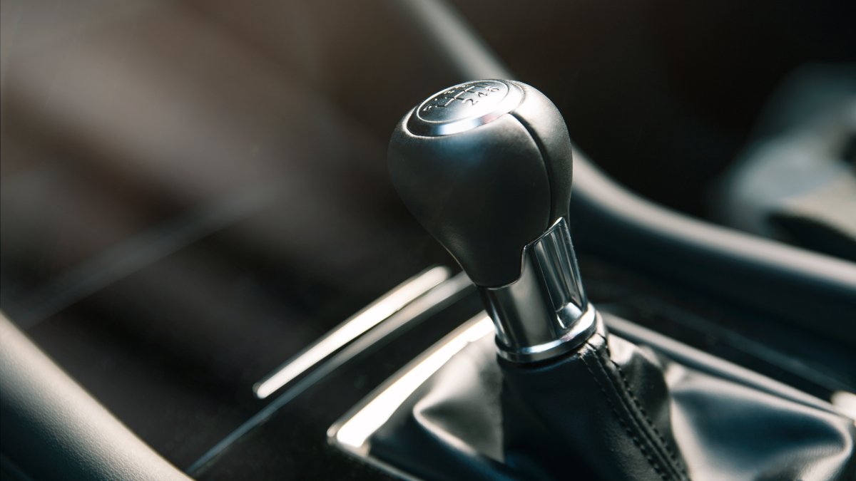 Teen Carjackers Caught After They Can't Drive Car's Stick Shift – NBC 6 South Florida - Vimarsana News