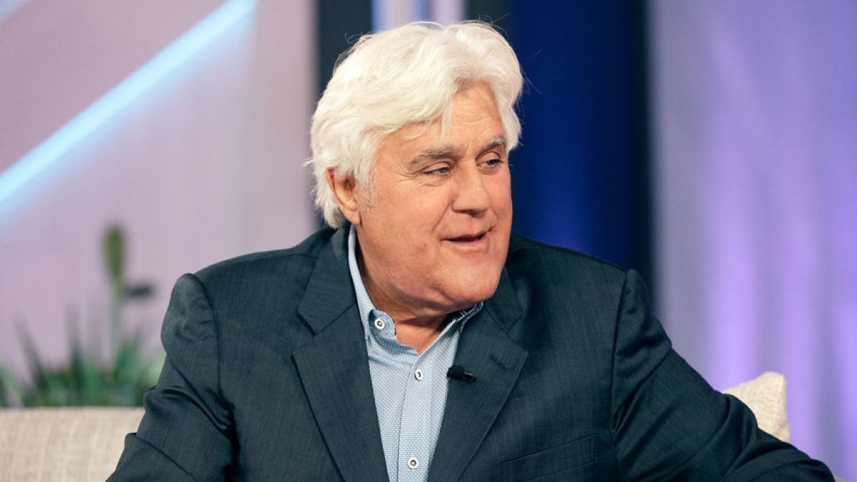 Jay Leno Reveals His ‘Brand New Face’ Immediately after Car or truck Hearth