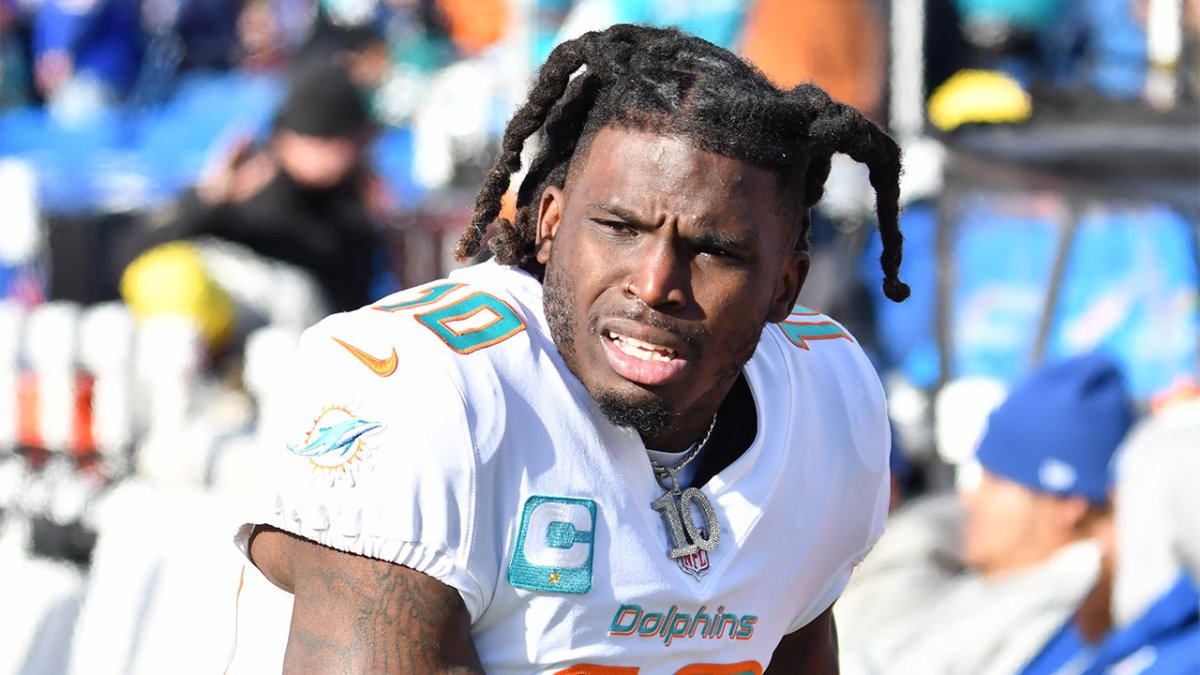 Miami Dolphins WR Tyreek Hill Says He Will Retire After Current Contract  Expires – NBC 6 South Florida