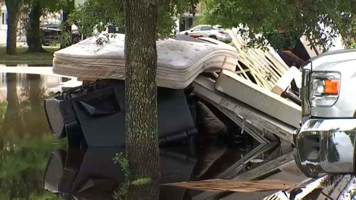 Hallandale Beach Assessing Damage From Historic Flooding NBC 6 South   041923 Flooding In Hallandale Beach Debris 