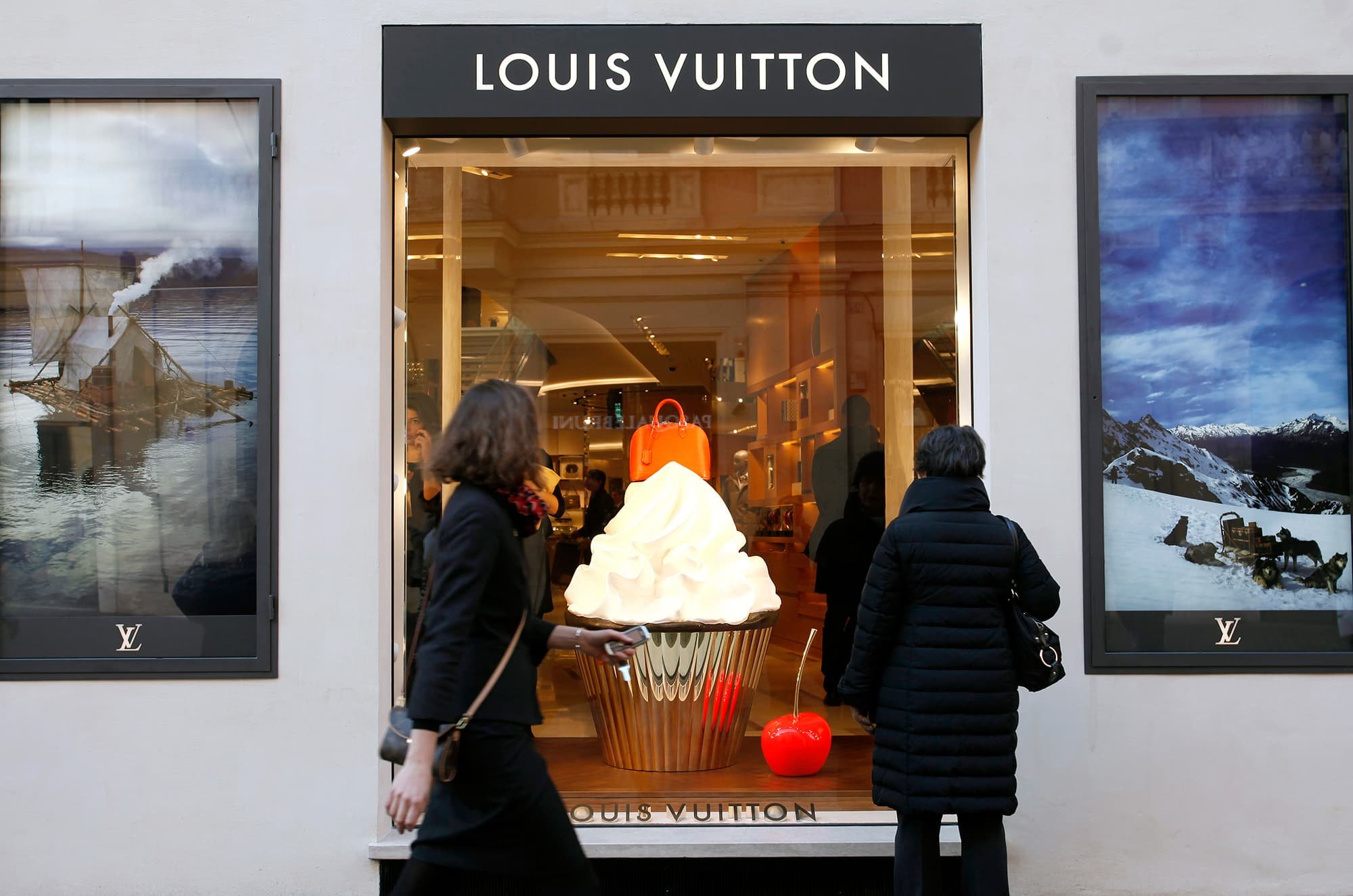 Major Wall Street Firm Sees a Breakout in Luxury Stocks — and Lists Three Reasons Why ETFs Are a Great Way to Play It - Vimarsana News