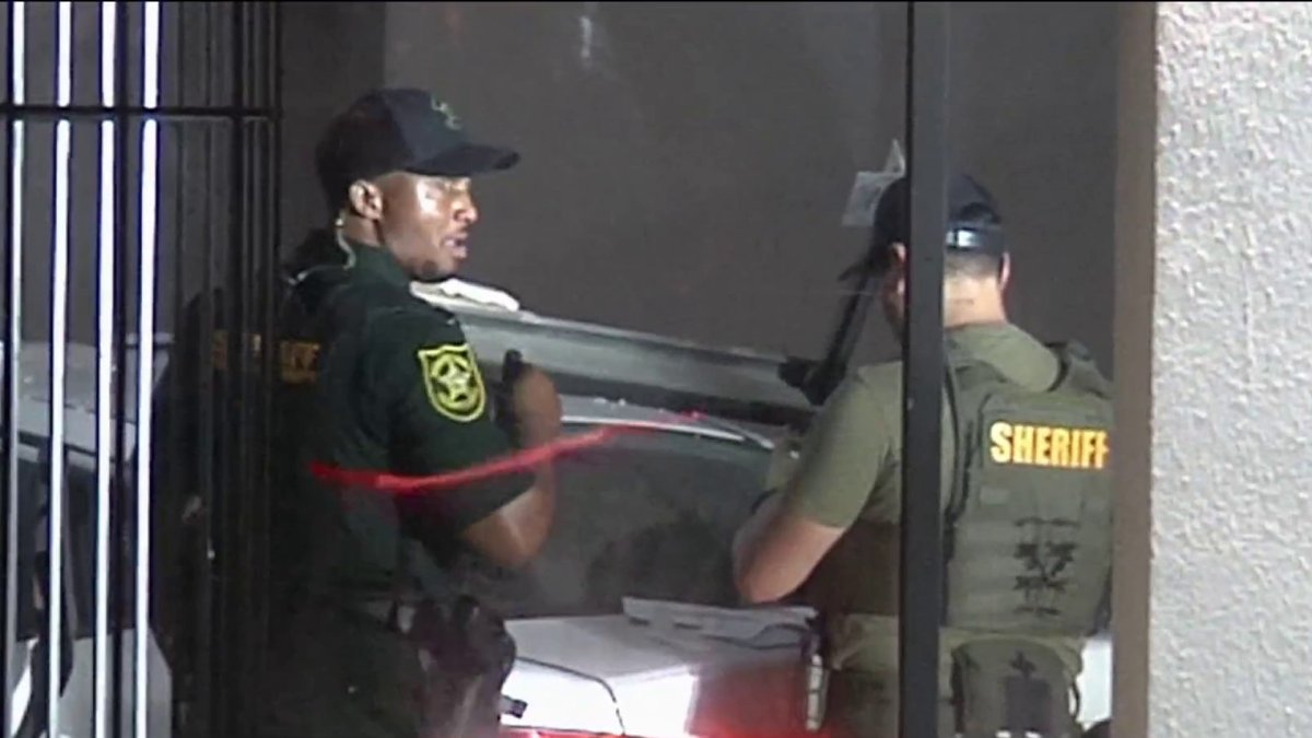 Deputies Investigating After Car Crashes Into Pompano Beach Shooting