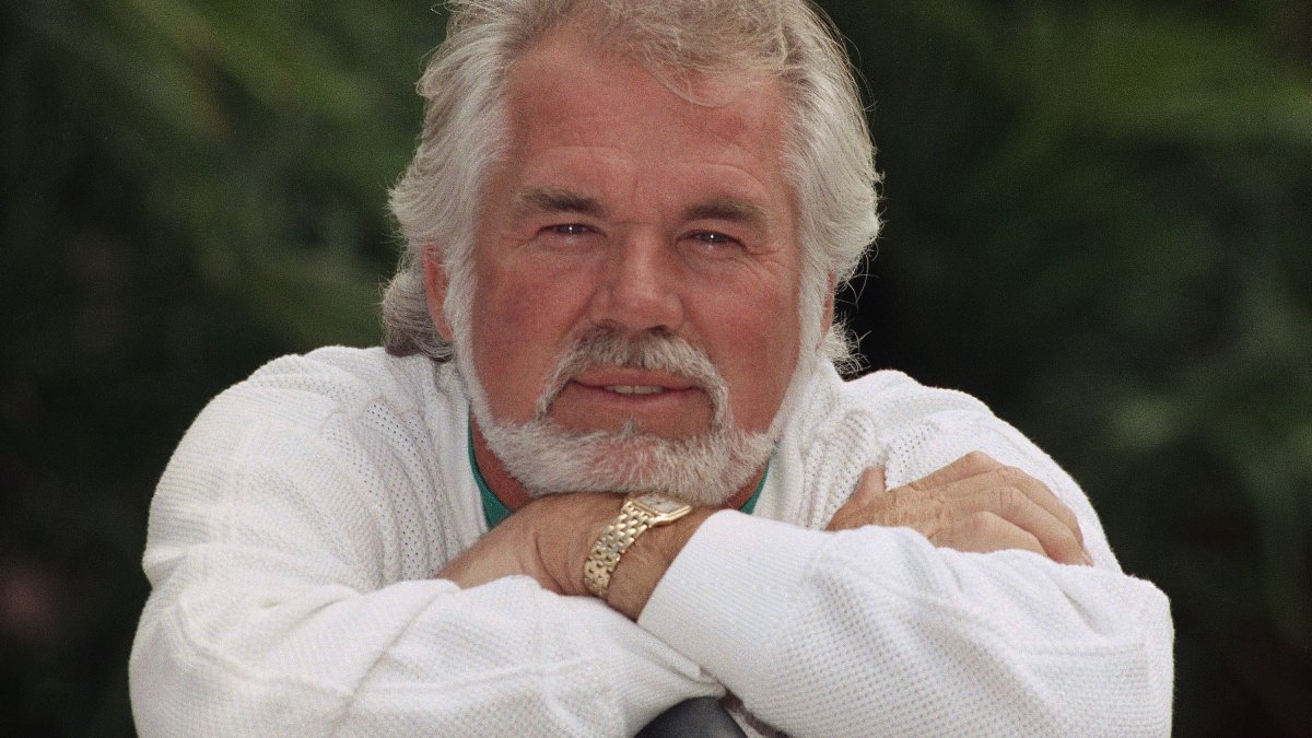 Posthumous Kenny Rogers Album Will Feature Unreleased Tunes