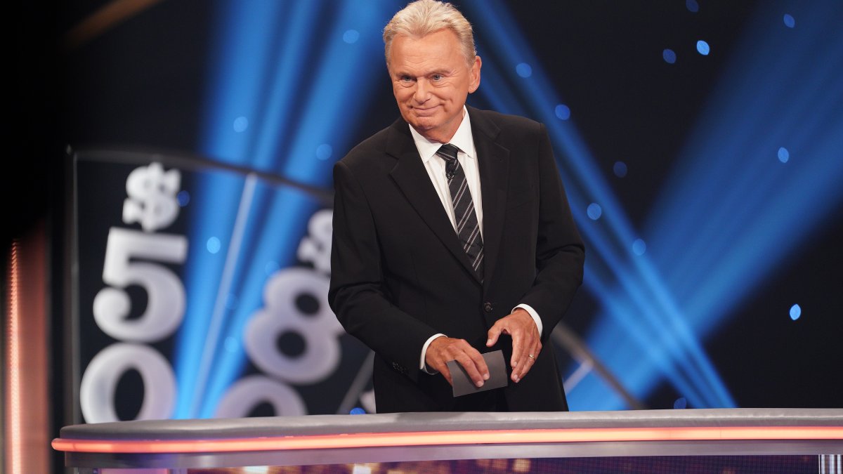 Here is Why Pat Sajak Was Mysteriously Absent From a ‘Wheel of Fortune’ Reward Spherical Puzzle This 7 days