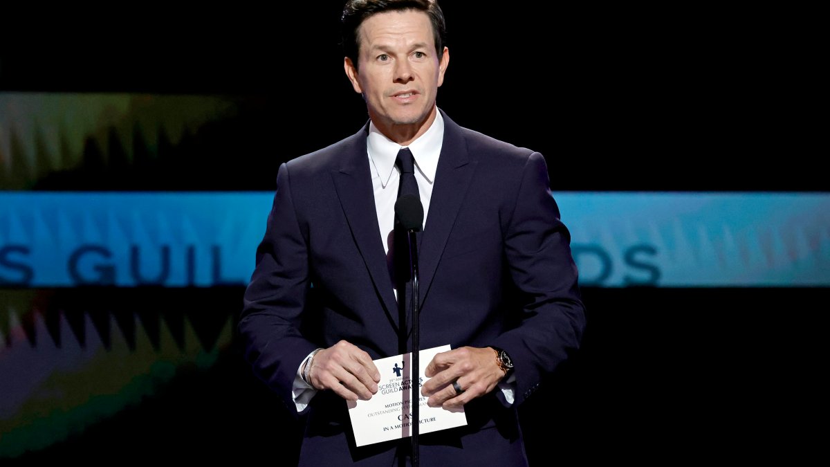 Mark Wahlberg Shares Update on His Little ones After Household Go From Hollywood to Las Vegas