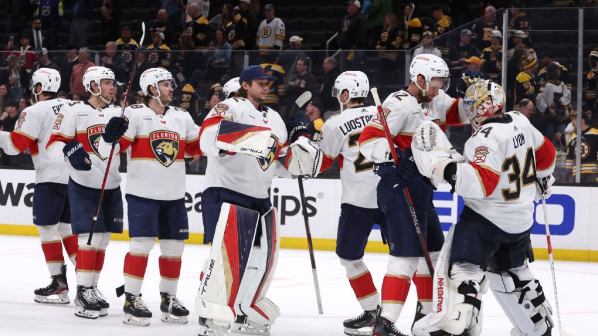 Playoffs: Panthers beat Bruins 6-3, return to Florida tied 1-1