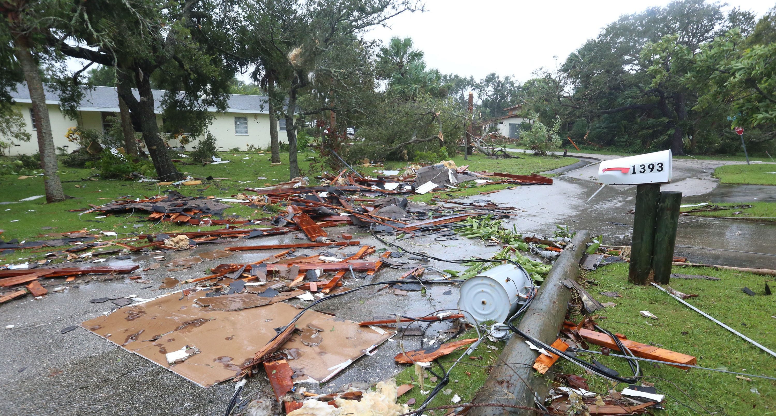 Tornado damages homes, flips cars in Palm Beach County