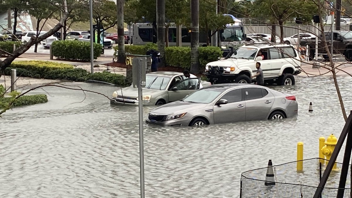 Wet Weather Causes Major Flooding in Miami, Stalling Cars and Halting