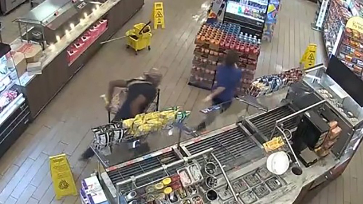 Florida Gas Station Clerk Stabbed 9 Times in ‘Unprovoked’ Attack