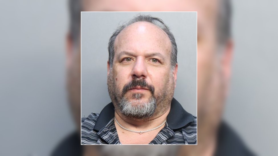 I Messed Up : Miami Dade County Clerk Arrested For Stealing Court Cash I Messed Up : Miami Dade County Clerk Arrested For Stealing Court Cash