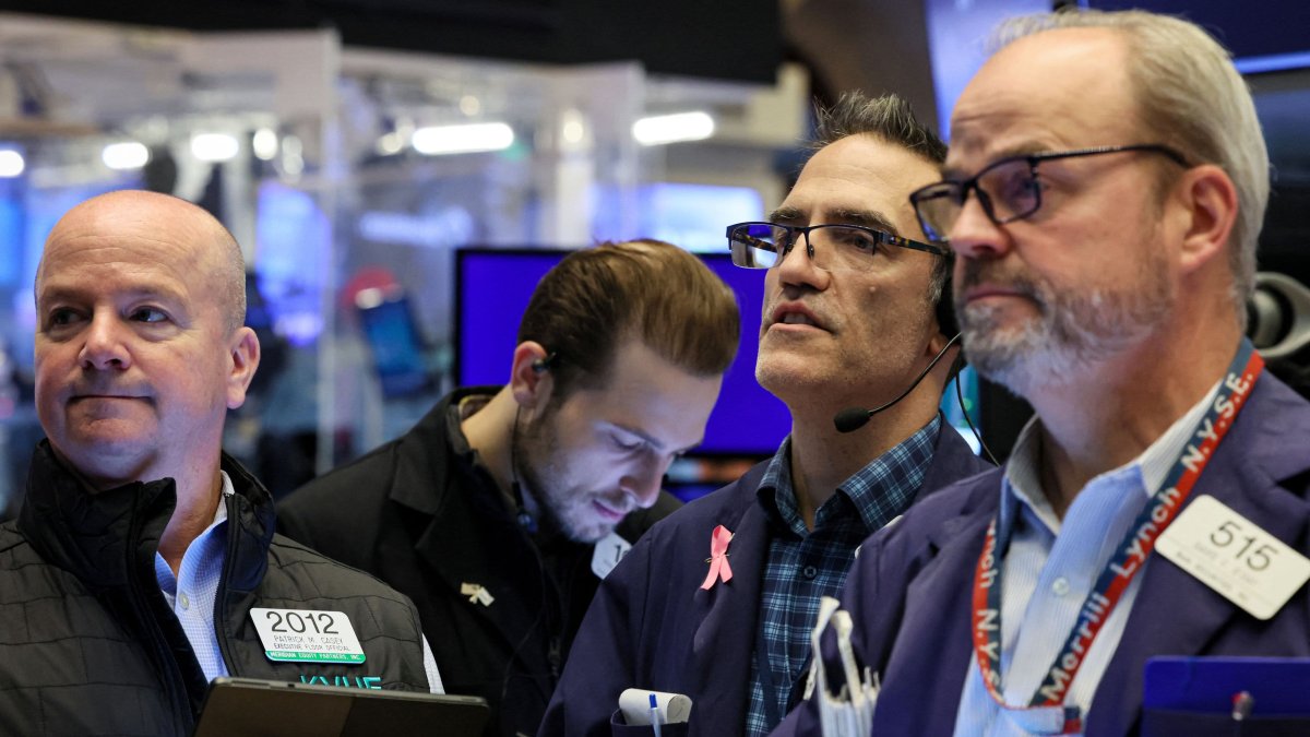 5 Things to Know Before the Stock Market Opens Monday - Vimarsana News