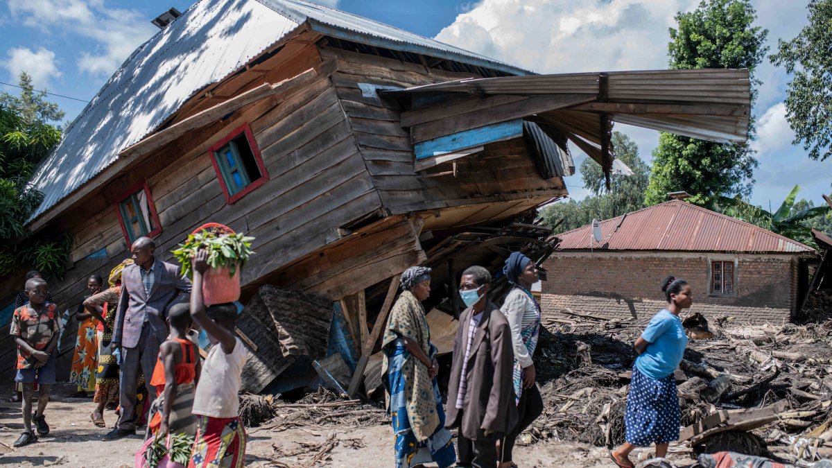 Africa News: Floods and Landslides Leave at Least 200 Dead in Congo – NBC 6 South Florida - Vimarsana News
