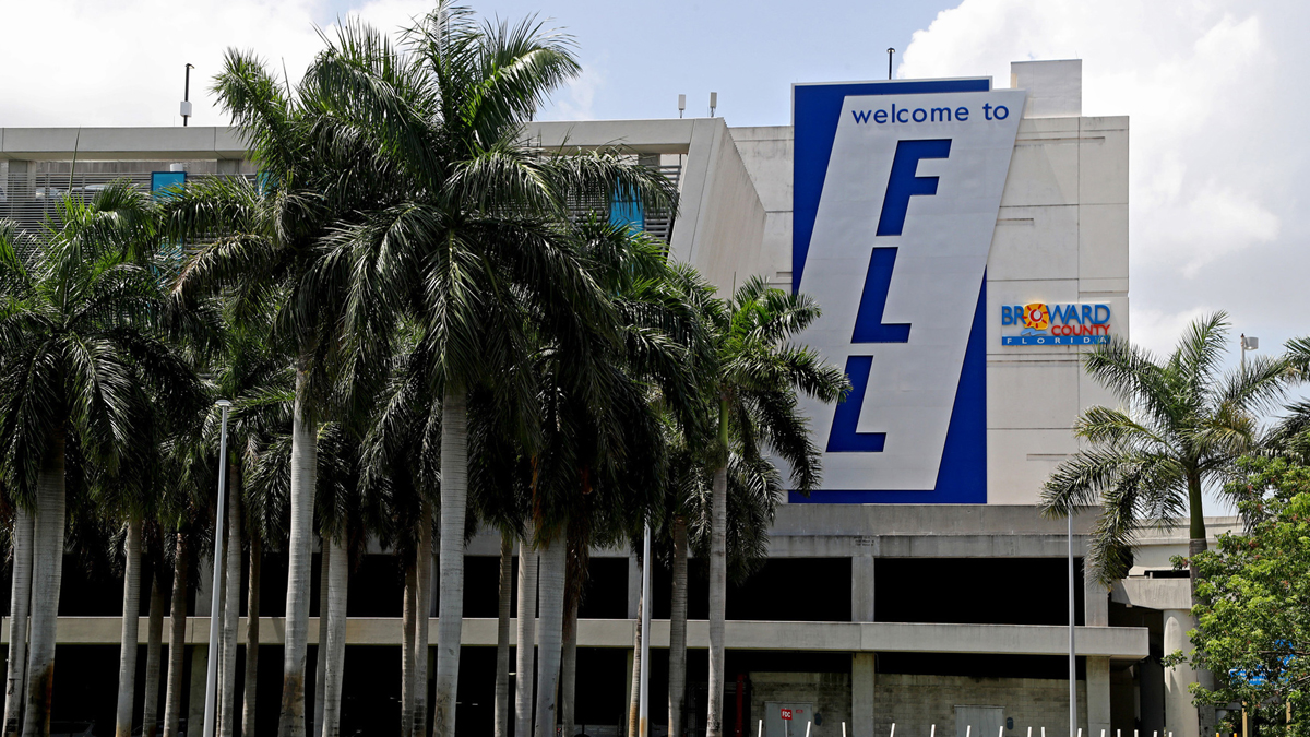 NJ man arrested after argument over smoking outside FLL ends in battery, BSO says