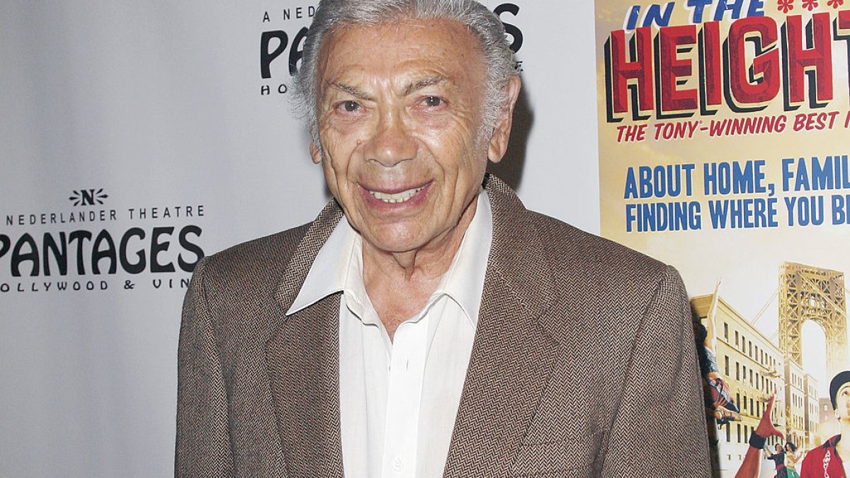 Ed Ames, ’50s Pop Singer and ’60s Tv Star in ‘Daniel Boone,’ Dies at 95