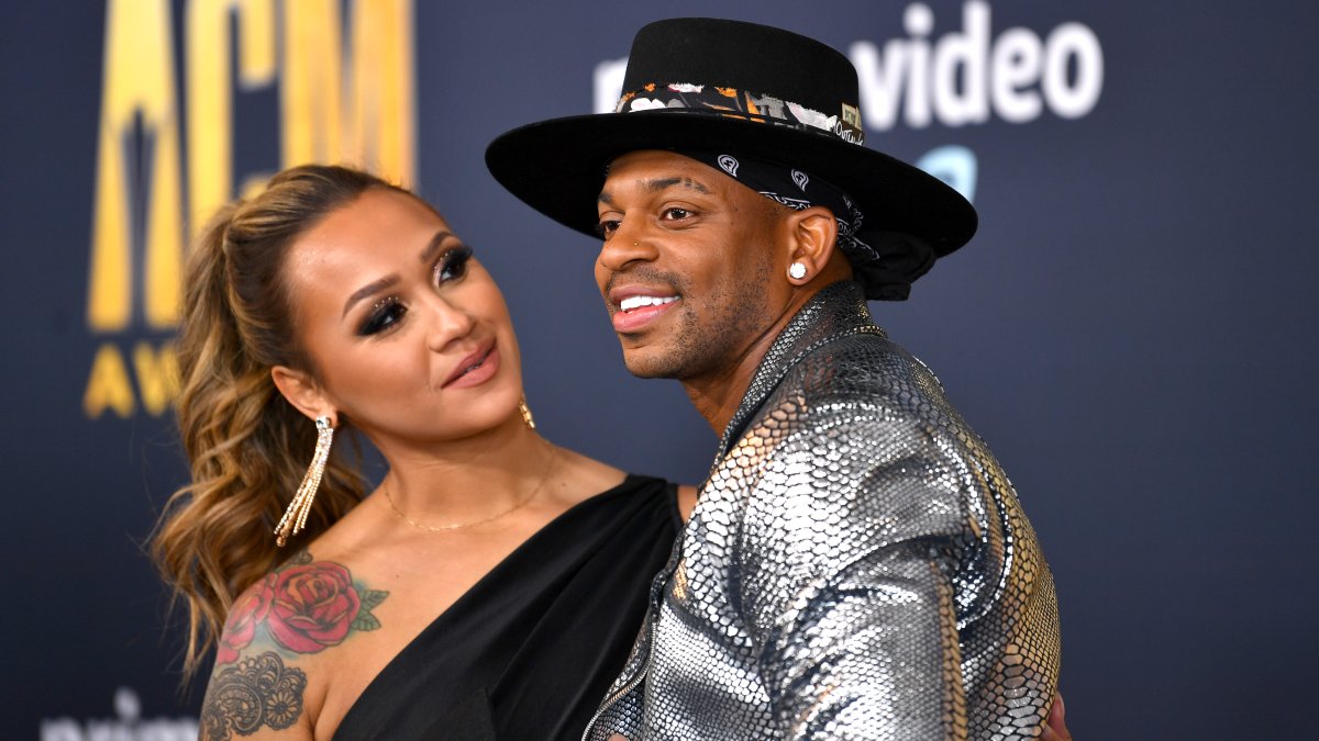 Jimmie Allen Apologizes to Expecting Spouse for ‘Humiliating’ Affair Amid Sexual Assault Allegations