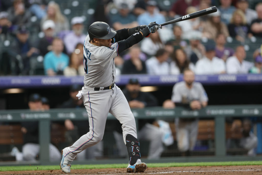 Yuli Gurriel goes 4-for-4 in Marlins win over Rockies