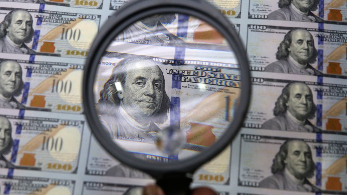Billions in COVID-19 aid may have been stolen, federal watchdog says – NBC 6 South Florida - Vimarsana News