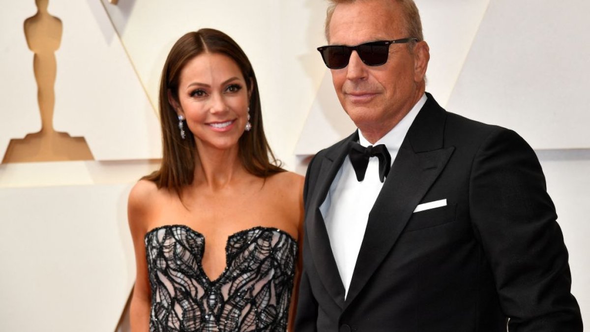 Kevin Costner states his estranged spouse will not move out of his home amid divorce