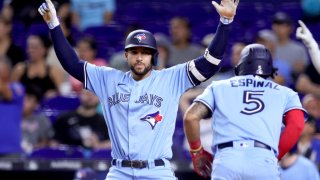 Blue Jays' George Springer returns from quad strain, to bat fifth at  Marlins