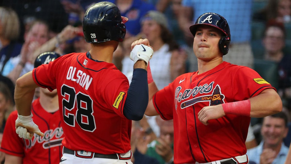 Matt Olson homers twice, drives in five runs as Braves complete