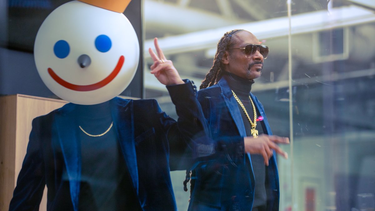 ‘Drop It Like It is Hot’: Jack in the Box teams up with Snoop Puppy to drop new ‘Munchie Meal’