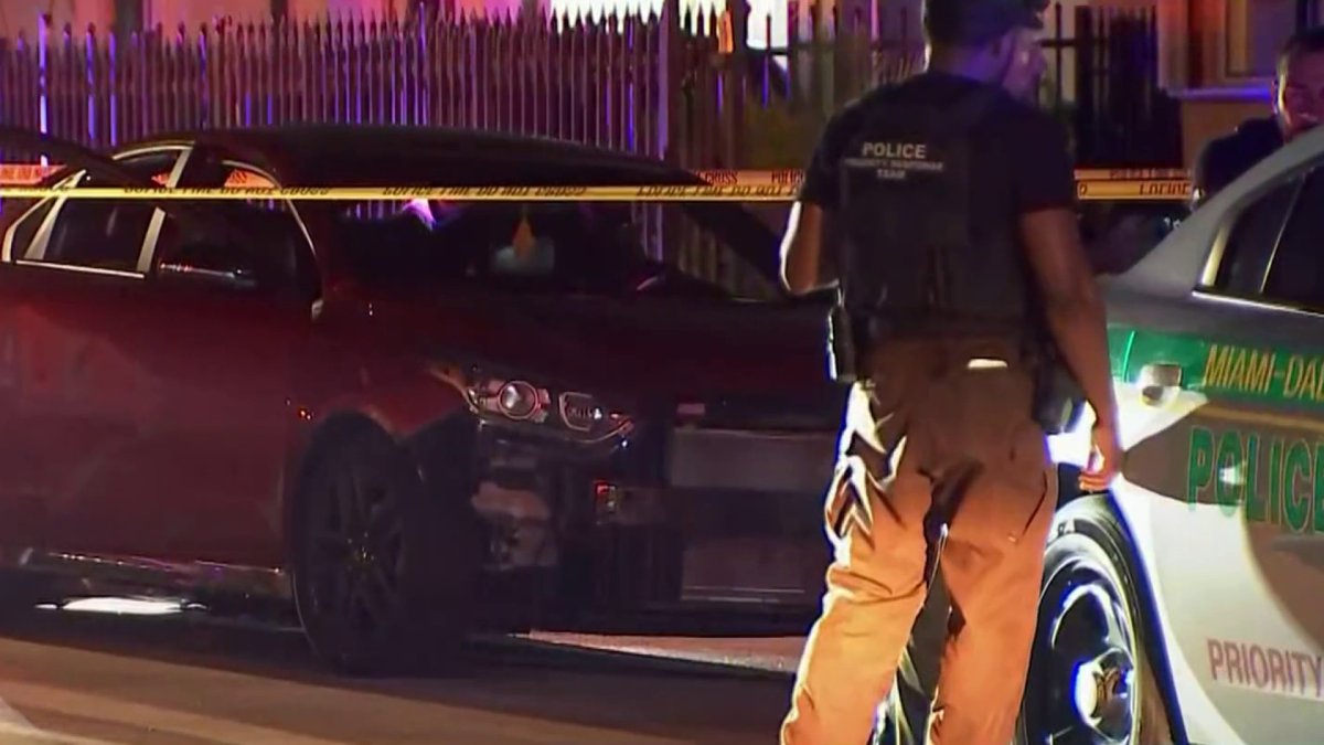 Suspect in custody after shots fired during crash investigation in ...
