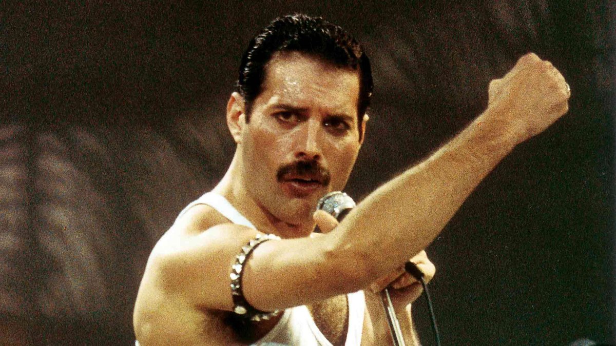Freddie Mercury Auction Merchandise Reveals First Title for ‘Bohemian Rhapsody’