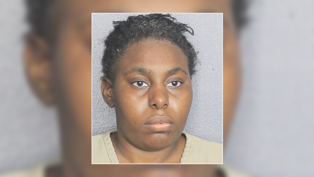 Jazmya Mathis Woman hit Lauderhill officer with car, fled traffic stop before ...