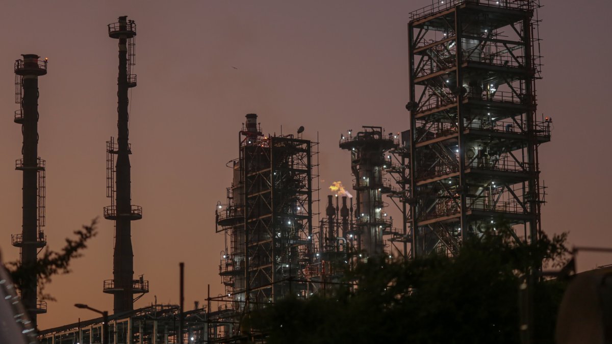 India's reliance on Russian oil may be 'approaching a limit' – NBC 6 South Florida - Vimarsana News