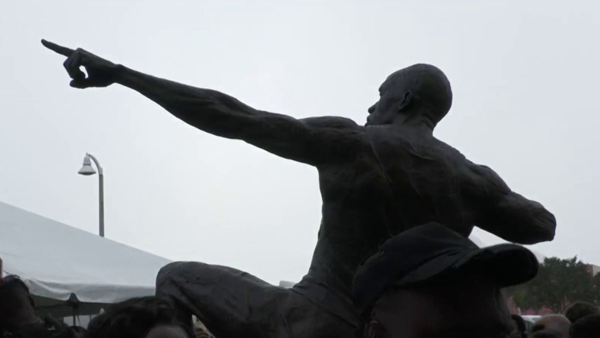 Bronze statue of Olympian Usain Bolt built in Miramar NBC 6 South Florida