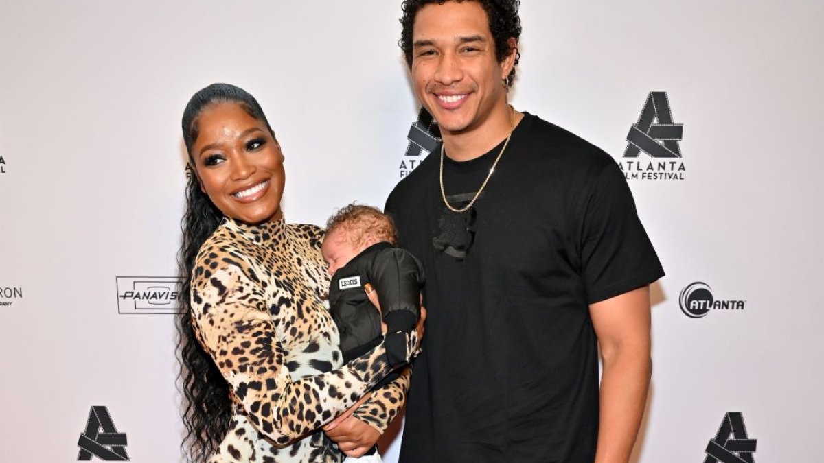 Keke Palmer’s boyfriend Darius Jackson defends himself soon after criticizing her ‘booty cheeks’ outfit
