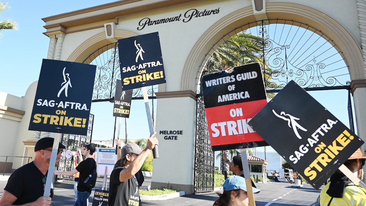 Hollywood actors to resume negotiations with studios following 7 days