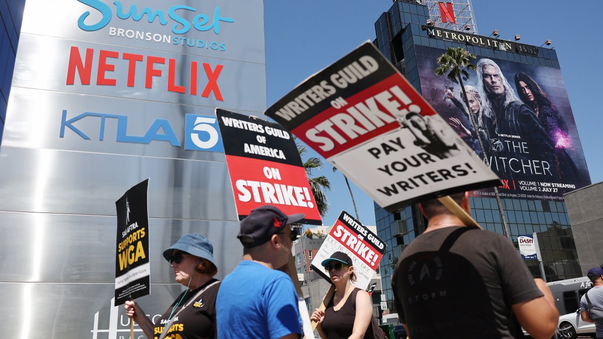 Hollywood actors set the stage for strike action following agreement negotiations fall short