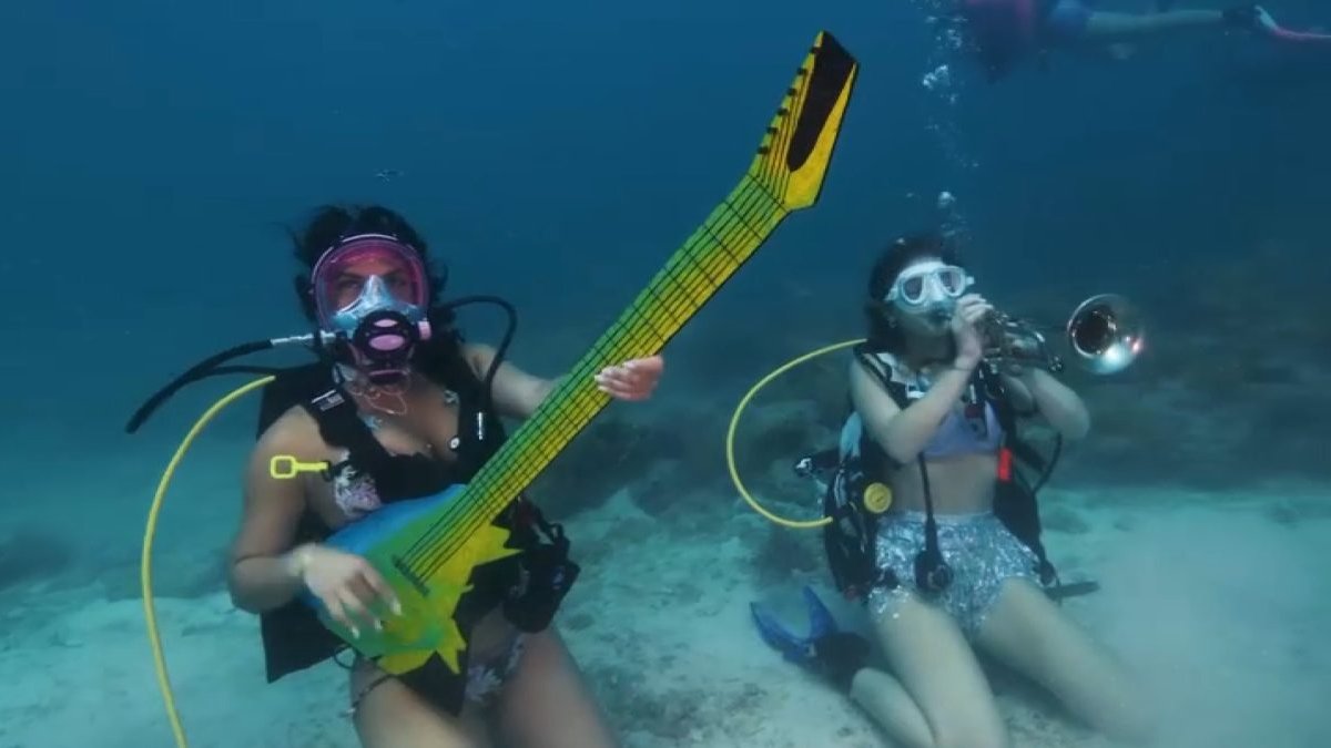 Underwater music show in Florida Keys promotes awareness of coral reef