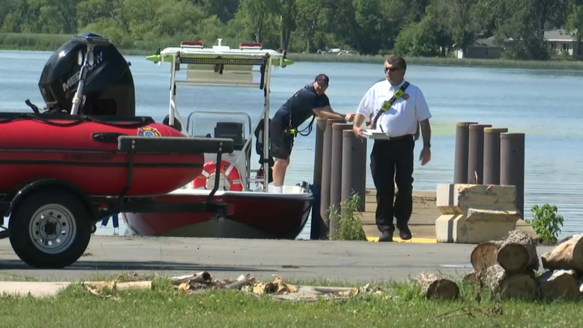 At least four dead in separate crashes near Oshkosh airshow in